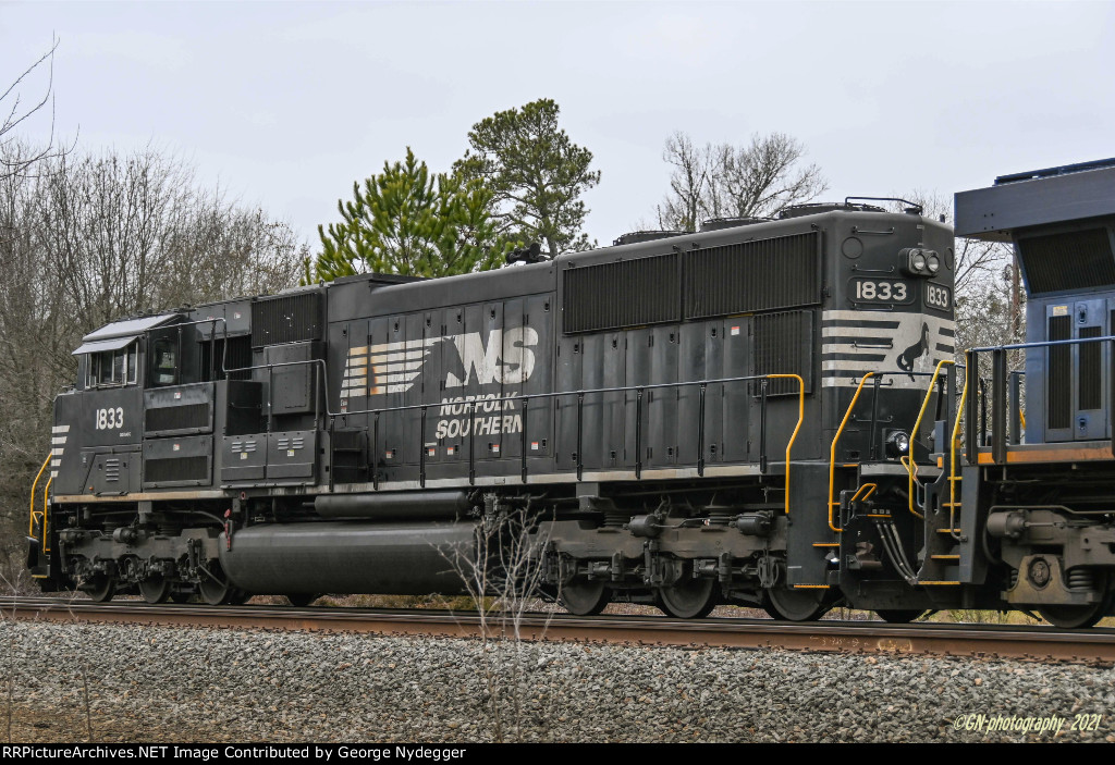 NS 1833